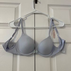BRAND NEW VICTORIA’S SECRET Baby Blue Lace Trimmed Push Bra - Size 34B